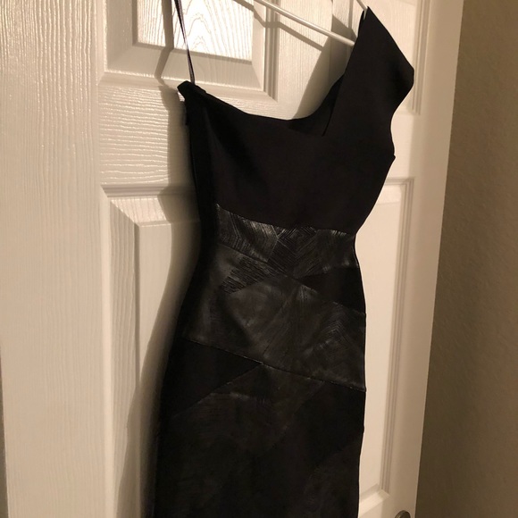 Dresses & Skirts - Herve Leger Dress New with tag Small